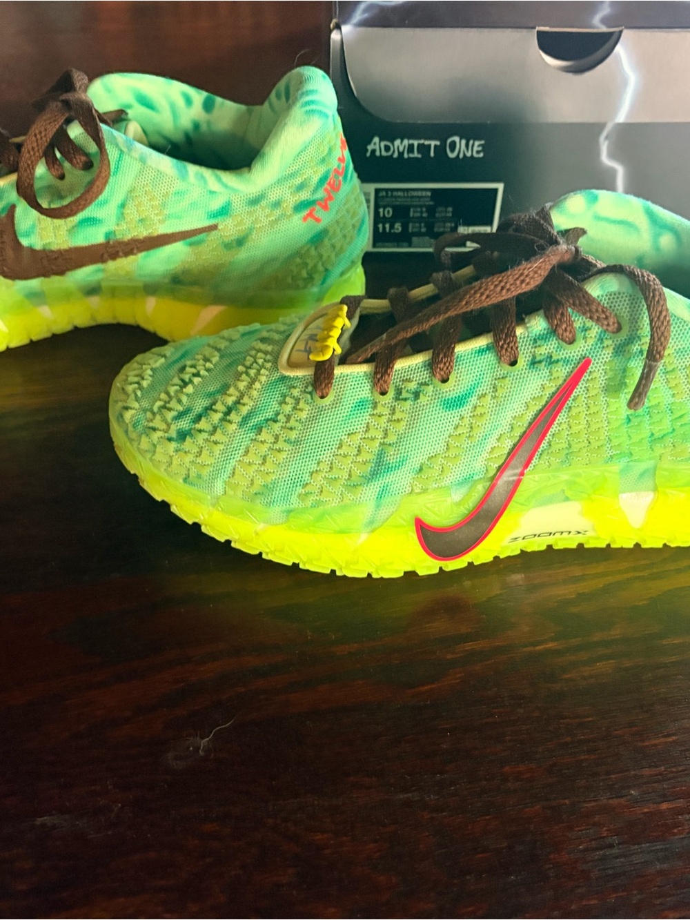 Nike Men's Neon Green Running Shoes with Brown Laces and Pink Swoosh